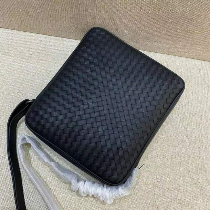 Picture of Bottega Veneta Mens Bags _SKUfw184068788fw
